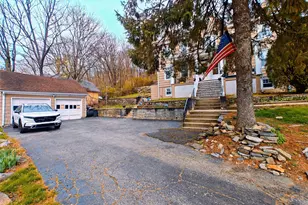 635 N Division St, Peekskill, NY 10566 - Photo 4