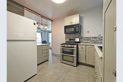 635 N Division Street, Peekskill, NY 10566 - Photo 22