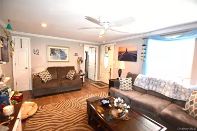 77 Village Circle W, Manorville, NY 11949 - Photo 6