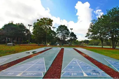 77 Village Circle W, Manorville, NY 11949 - Photo 28