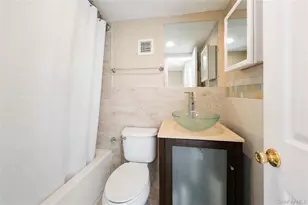 258A Longstreet Ave, Bronx, NY 10465 - Photo 20