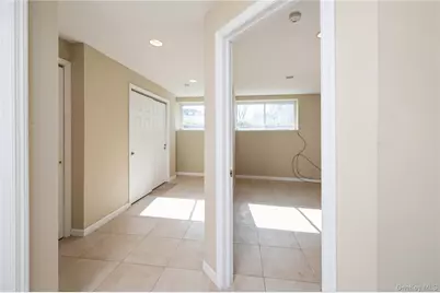 258A Longstreet Avenue, Bronx, NY 10465 - Photo 16