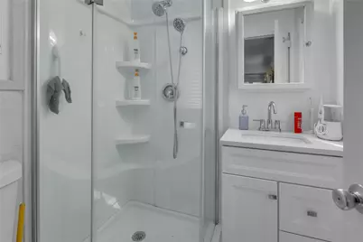 330 Scudder Avenue, Northport, NY 11768 - Photo 14