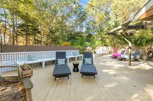 20 Norfolk Dr, White Sulphur Springs, NY 11937 - Photo 18