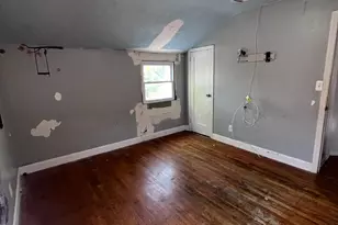 119 Broadfield Rd, Hempstead, NY 11550 - Photo 16