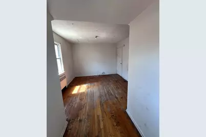 119 Broadfield Road, Hempstead, NY 11550 - Photo 18