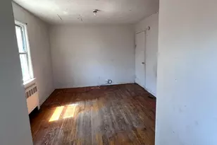 119 Broadfield Rd, Hempstead, NY 11550 - Photo 18