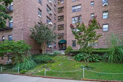 52-15 65 Place #2A, Maspeth, NY 11378 - Photo 2