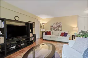 52-15 65th Pl, Maspeth, NY 11378 - Photo 10