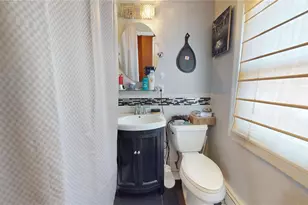 31-06 Healy Ave, Bayswater, NY 11691 - Photo 24