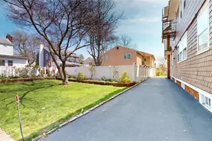 31-06 Healy Ave, Bayswater, NY 11691 - Photo 4