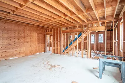 29525 Main, Orient, NY 11957 - Photo 32