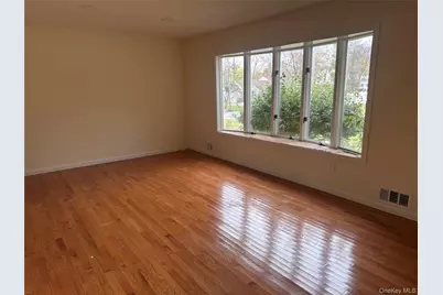 11 Clover Drive, West Nyack, NY 10994 - Photo 4