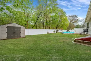 8 Landsberger St, Yaphank, NY 11980 - Photo 20