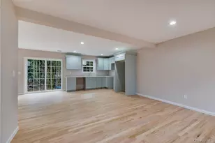 514 Neighborhood Rd, Shirley, NY 11967 - Photo 4