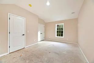 487 Neighborhood Rd, Shirley, NY 11967 - Photo 10