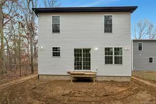 487 Neighborhood Rd, Shirley, NY 11967 - Photo 16