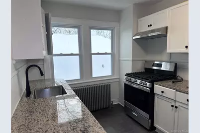 39 Adams Street #2, Poughkeepsie, NY 12601 - Photo 2