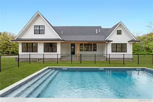 33 Lagoon Ct, South Jamesport, NY 11901 - Photo 4