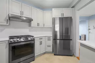 325 King St, Port Chester, NY 10573 - Photo 4