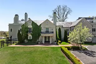 6B Blue Sea Ln, Great Neck, NY 11024 - Photo 8