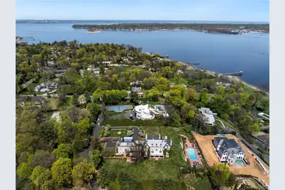 6B Blue Sea Lane, Great Neck, NY 11024 - Photo 48