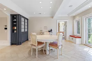 6B Blue Sea Ln, Great Neck, NY 11024 - Photo 24