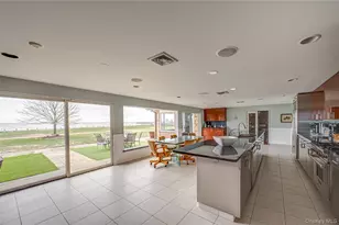 101 West Ln, Bay Shore, NY 11706 - Photo 2