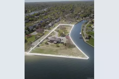 101 West Lane, Bay Shore, NY 11706 - Photo 18