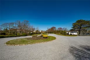 101 West Ln, Bay Shore, NY 11706 - Photo 16