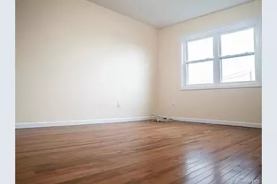 2723 Colden Avenue, Bronx, NY 10469 - Photo 14