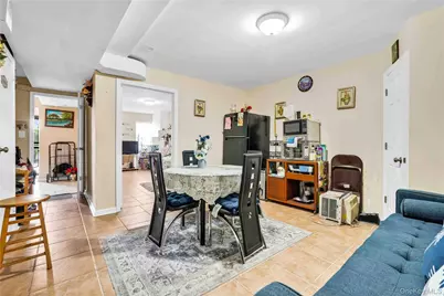 2723 Colden Avenue, Bronx, NY 10469 - Photo 20