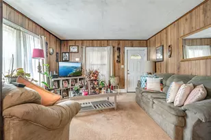 17 Lawrence Rd, Poughkeepsie, NY 12601 - Photo 8