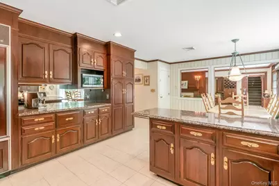 12 Woodland Court S, Bedford, NY 10506 - Photo 14