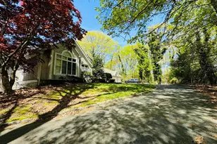 66 Cliff Rd, Port Jefferson, NY 11777 - Photo 8