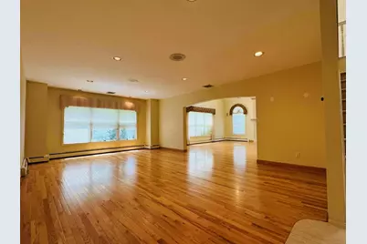 66 Cliff Road, Port Jefferson, NY 11777 - Photo 16