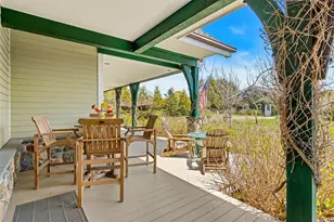 53B S Bay Ave, Eastport, NY 11941 - Photo 16