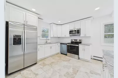 613 Bourdois Avenue, Bellport, NY 11713 - Photo 8