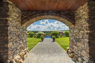 165 Drake Rd, Pleasant Valley, NY 12569 - Photo 42