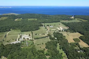 381 W Neck Rd, Lloyd Harbor, NY 11743 - Photo 42