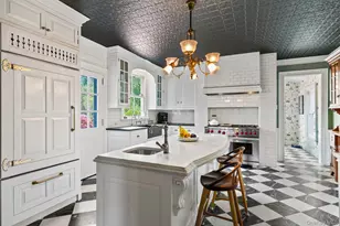 381 W Neck Rd, Lloyd Harbor, NY 11743 - Photo 14