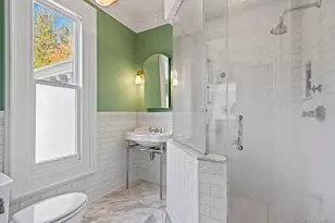 381 W Neck Rd, Lloyd Harbor, NY 11743 - Photo 22