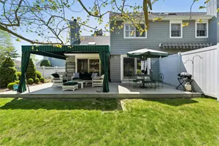 30 Brittany Ln, Westhampton Beach, NY 11978 - Photo 12