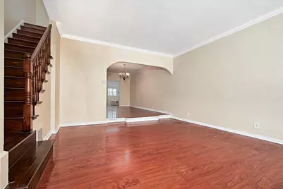 4635 Matilda Avenue, Bronx, NY 10470 - Photo 4