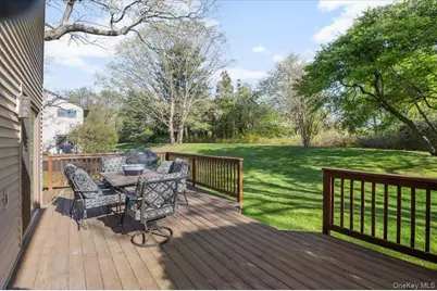 54 Northgate Circle, Melville, NY 11747 - Photo 26