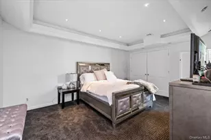 54 Northgate Cir, Melville, NY 11747 - Photo 18