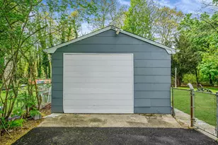 760 Spur Dr N, Bay Shore, NY 11706 - Photo 4