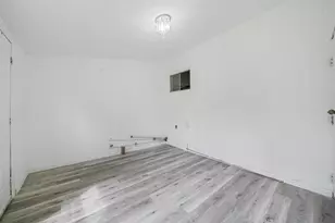 760 Spur Dr N, Bay Shore, NY 11706 - Photo 22