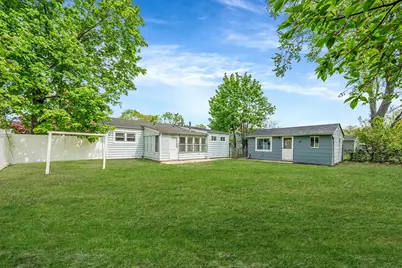 760 Spur Drive N, Bay Shore, NY 11706 - Photo 6