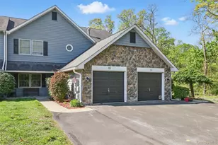 21 Lamplight St, Beacon, NY 12508 - Photo 2